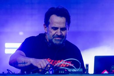 In 30 Tagen zum DJ? – Laut DJ Quicksilver braucht es mehr